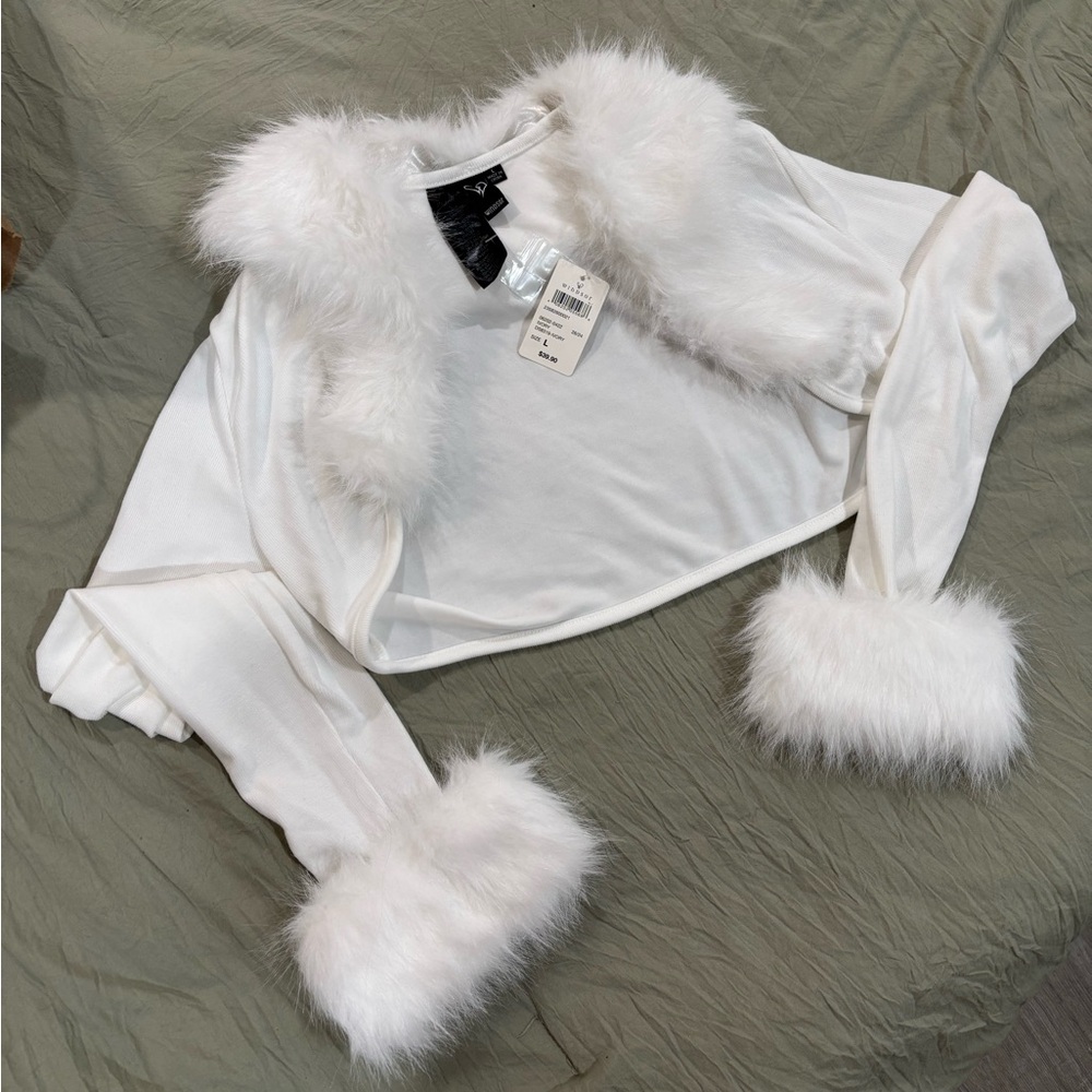 Windsor Exclusive Chic Faux Fur Long Sleeve Bolero